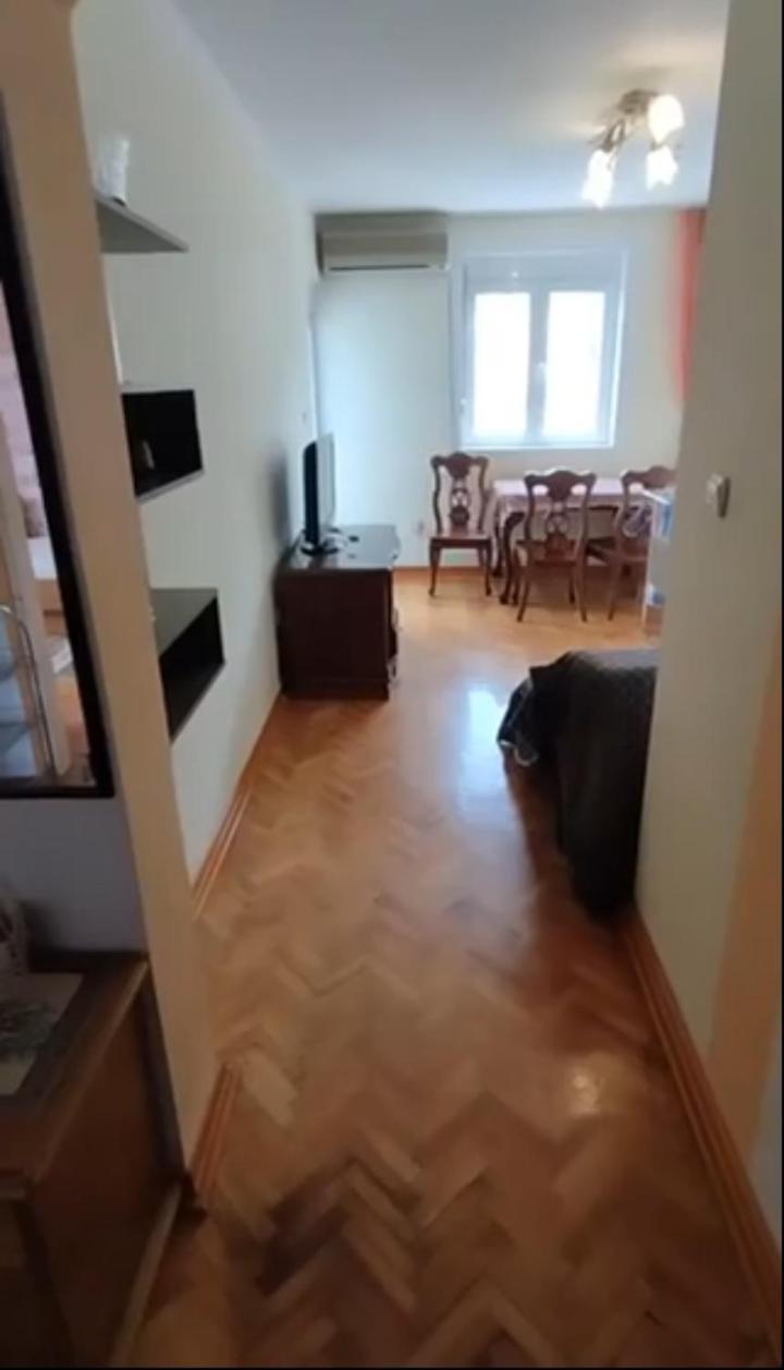 D&j Apartment *